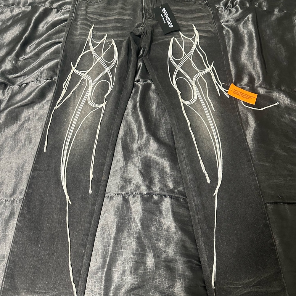 Black Skinny Jeans With White Abstract Design!